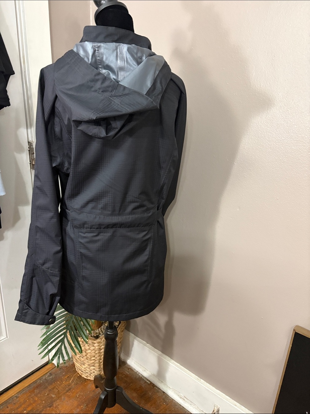 NWT Merrel Black Frances Hooded Trench Coat with Belt Women’s size Large - Picture 5 of 14